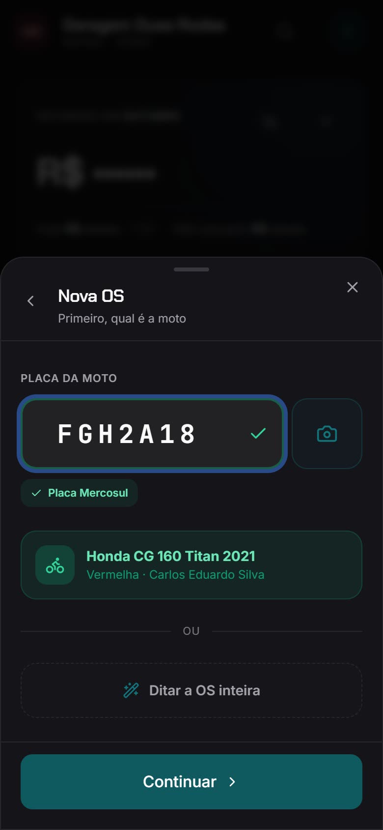 Tela inicial do Opus no celular, com a fila de ordens de serviço da oficina